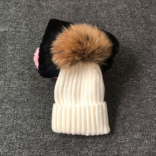 Female Fur Pom Poms hat